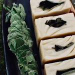 Sabahat «Φυσικό Σαπούνι με Φασκόμηλο & Εσπεριδοειδή – Τονωτικό για Μαλλιά, Πρόσωπο & Σώμα | Κατάλληλο για Καθημερινή Χρήση»