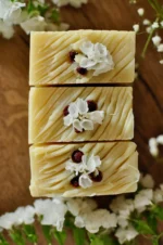 Σαπούνι Μανταρίνι & Πεύκο – Φυσική Ενέργεια και Βαθύς Καθαρισμός για Πρόσωπο & Σώμα - Image 3